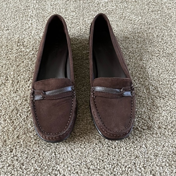 L.L.Bean Brown Suede Slip On Moccasin Loafers - Picture 1 of 10